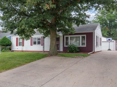 2633 6th St, East Moline, IL, 61244