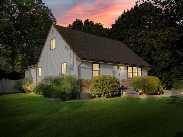 7 Linden Ct, New City, NY 10956