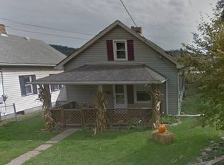 2112 Chester Ave, Wellsville, OH