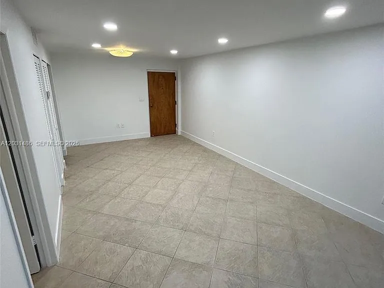 2920 SW 28th Ter #202 — Photo 7