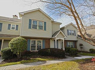 205 Alder Wood Dr, Hampton, VA 23666