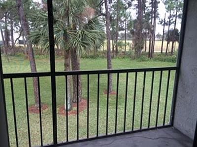 screened balcony.jpg