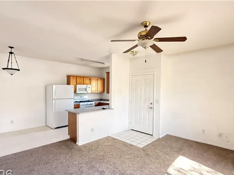 5655 E Sahara Ave #2046 — Photo 9
