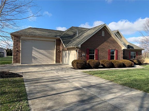 3rd image of 7999 Cahall Dr