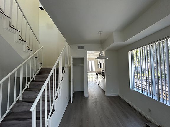 5th image of 450 N Van Ness Ave APT 101