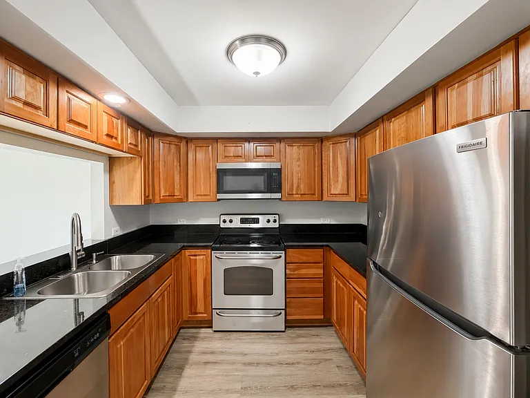 35 Foxcroft Rd #107 — Photo 5