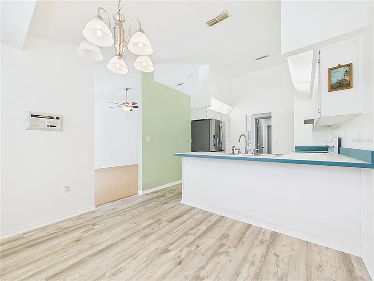 9434 Holnwon Ct — Photo 11