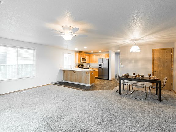 5th image of 3144 NE 115th Ave