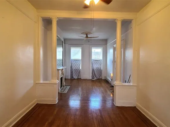 22 Storms Ave, Jersey City, NJ 07306