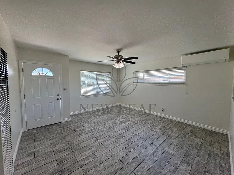 16141 Vallejo St — Photo 6