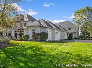 8321 Wallinwood Springs Dr #60, Jenison, MI 49428