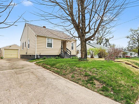 4th image of 154 Lamora Ave