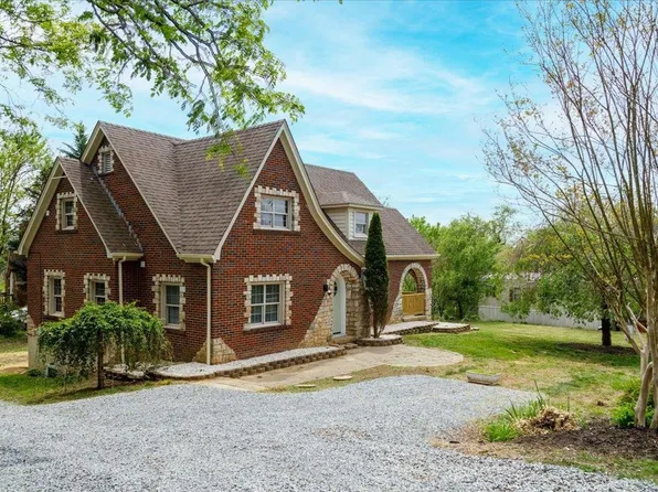 7422 Nicewander Way, Radford, VA 24141