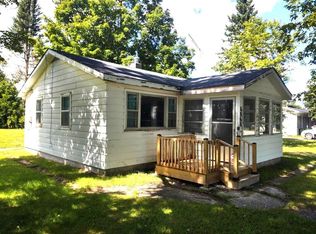 6868 Barclay Ave, Onaway, MI 49765