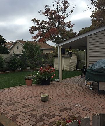 4th image of 221 Shadydell Ave