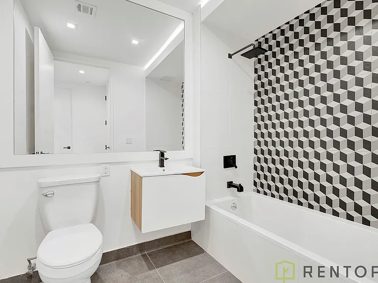 1875 Atlantic Ave #203R — Photo 11