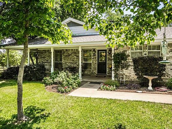 3rd image of 7860 Windy Hill Ln