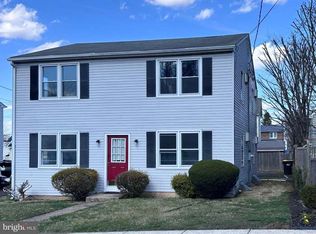 201 N Hamilton St #203, Doylestown, PA 18901