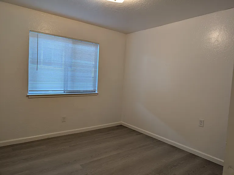 129 Grant St #2 — Photo 11