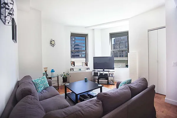 Rented by LG Fairmont Group | media 20