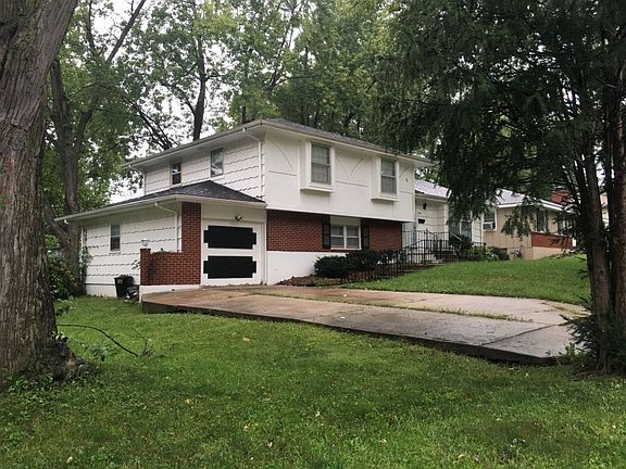 2nd image of 8307 E 105th Ter