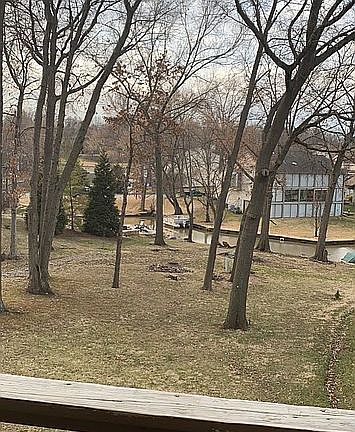 3rd image of 324 Villa Dr