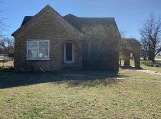 1404 Elm St, Megargel, TX 76370