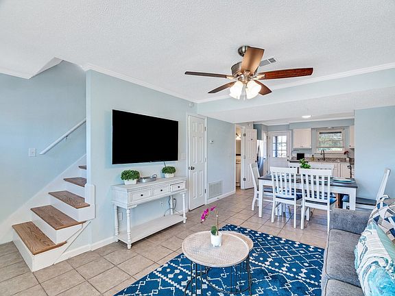 2nd image of 6215 Don Carlos Dr
