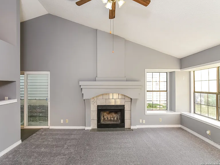 5927 Catalina Sunrise Dr — Photo 7