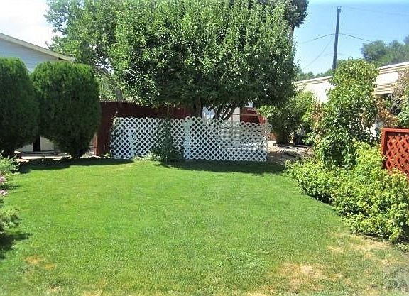 2nd image of 869 Aspen Cir