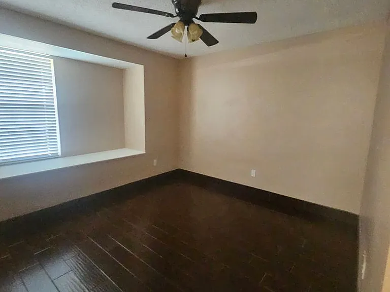 1225 Armsdale Ave — Photo 11