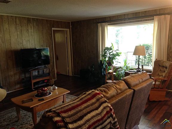 5th image of 308 E Georgia Pacific Dr