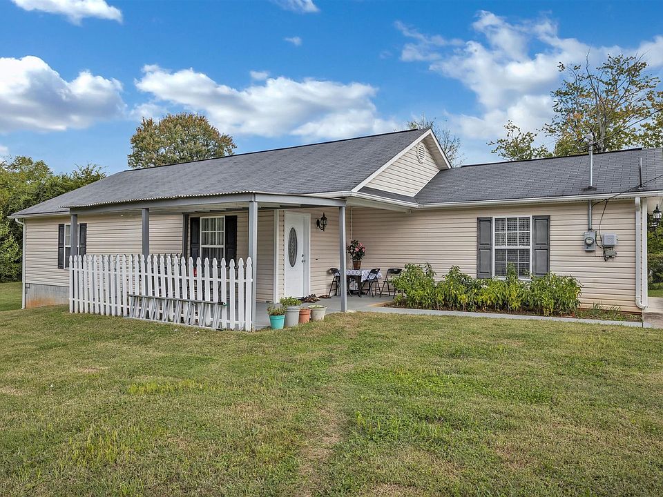 1st image of 303 Dudley Way
