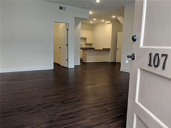 2nd image of 3601 Camp St APT 107