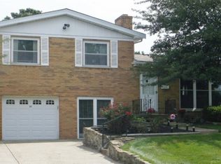 15 Glenn St, Florence, KY 41042