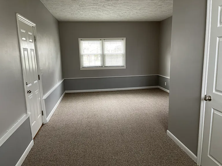 151 Creekwood Ln — Photo 16