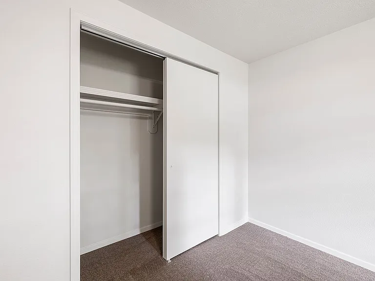 418 W Olive St — Photo 17