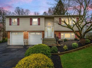 67 Park Rd, Stony Pt, NY 10980