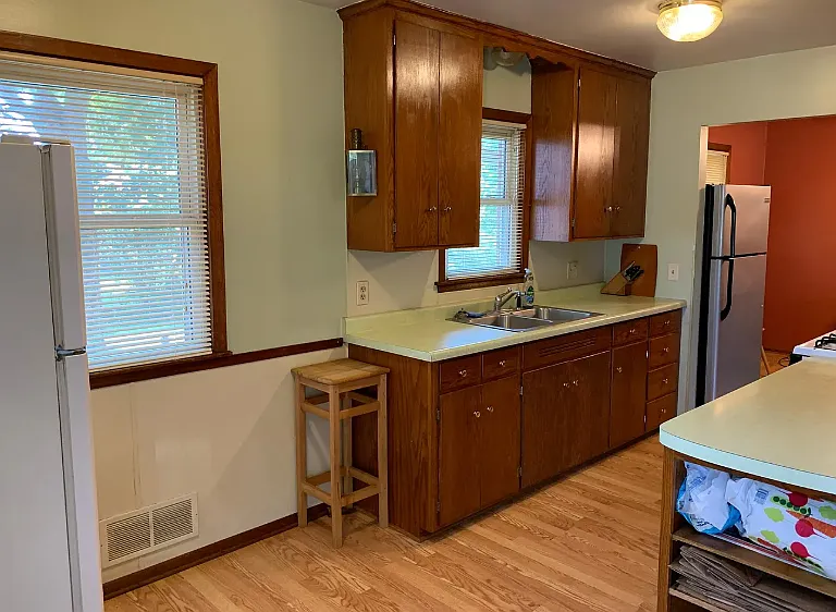 3370 Upper 143rd St W — Photo 11