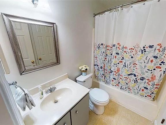 5th image of 3547 Brigita Ct