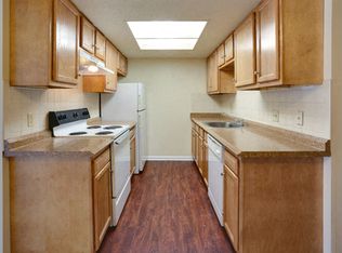 London Towne Apartments, Buffalo, NY 14228