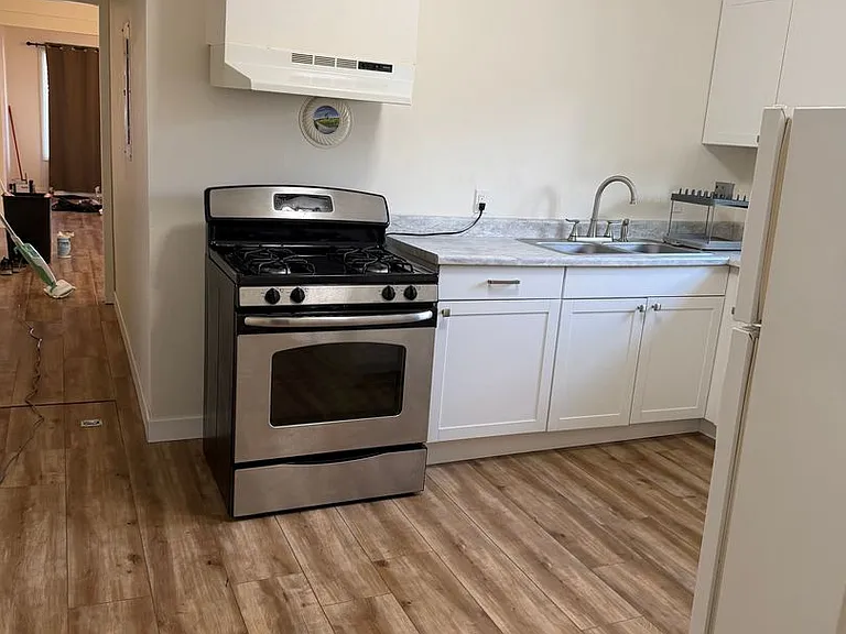1941 Phillips Ave #1943 — Photo 9