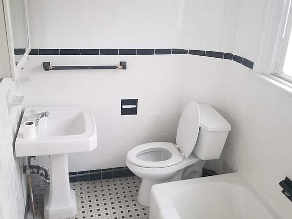 2nd image of 185 Woodworth Ave APT 2