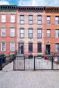 39 Moffat St, Brooklyn, NY, 11207