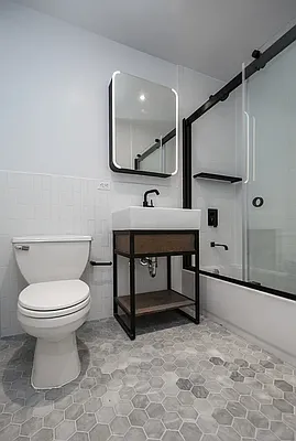 Rented by REAL New York | media 8