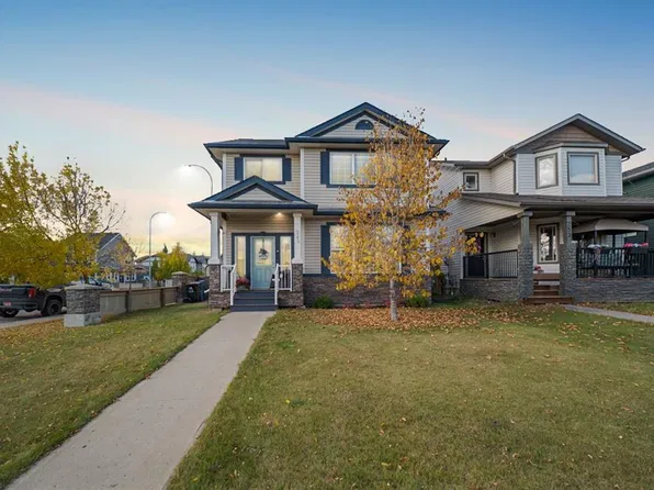 249 NE Thrush St, Wood Buffalo, AB T9K 0L8