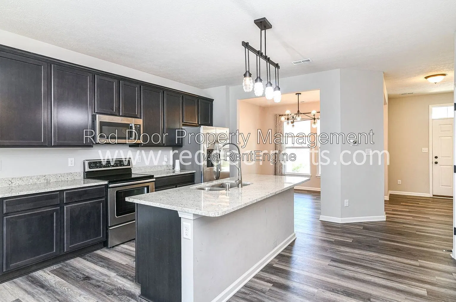 3 bed, 2.5 bath, 1791 sqft, $1,985 — Photo 1