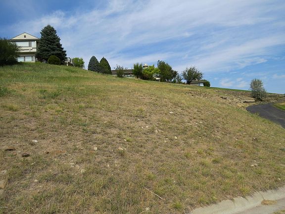 5th image of 3510 Huckleberry Dr