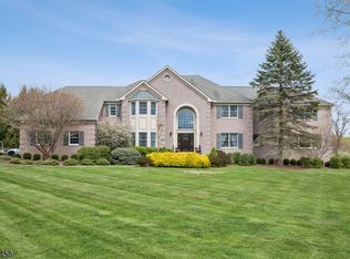 26 Farmersville Rd, Califon, NJ 07830