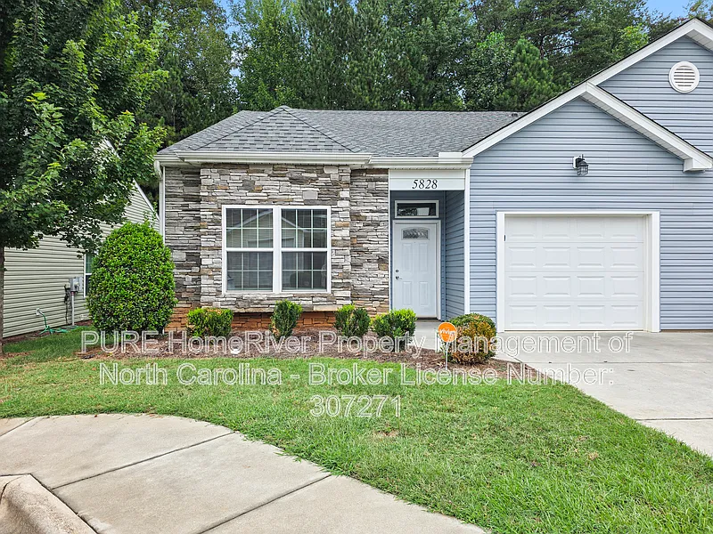 5828 Bradford Lake Ln